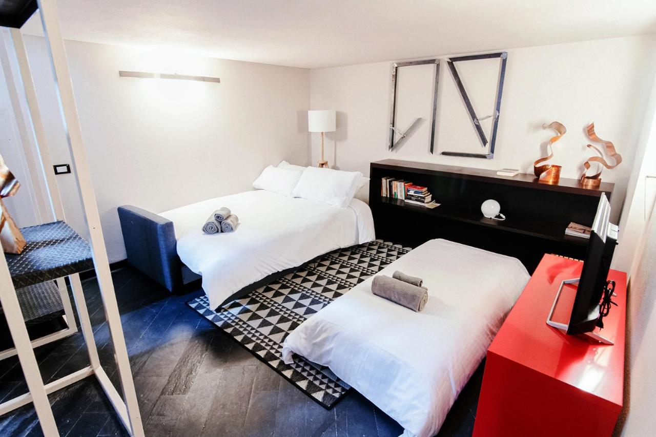 Palazzo Del Pero - The House Of Travelers Apartment Como Exterior photo